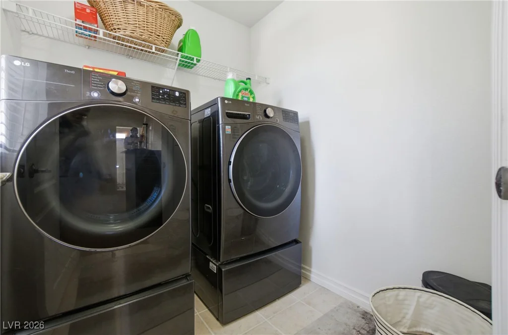 7425 Glorious Sun, Las Vegas, NV 89178