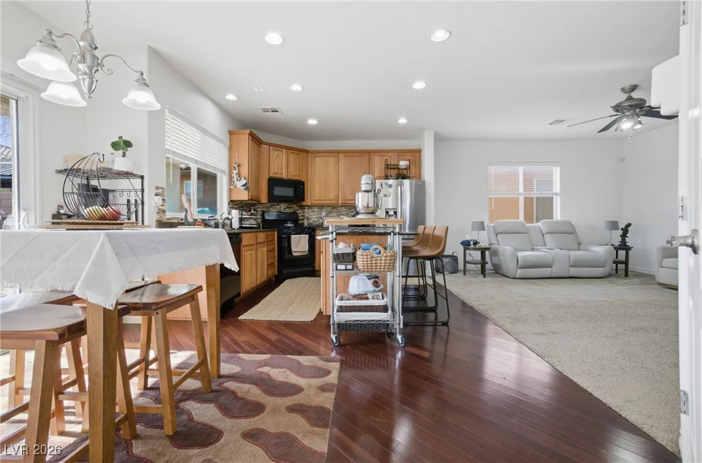 7425 Glorious Sun, Las Vegas, NV 89178