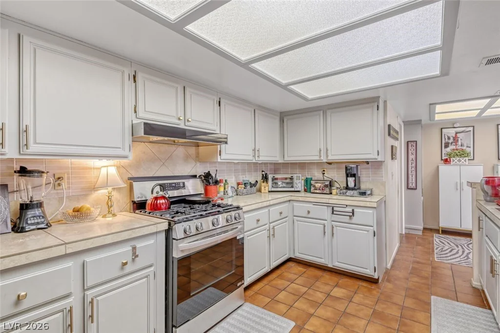 3193 La Mancha, Henderson, NV 89014