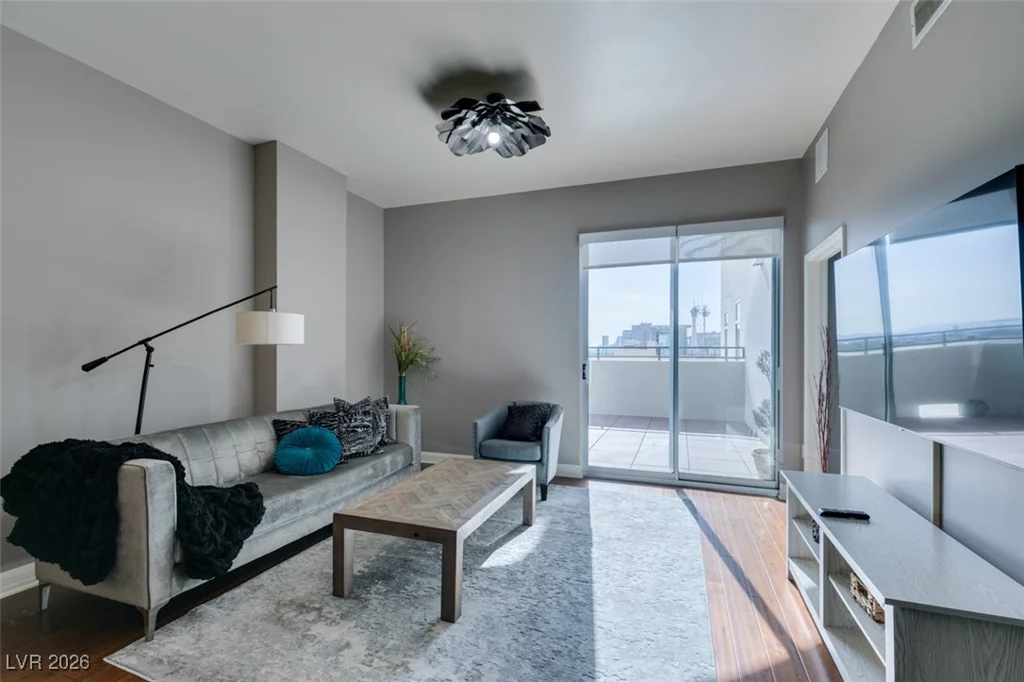 150 Las Vegas, Las Vegas, NV 89101