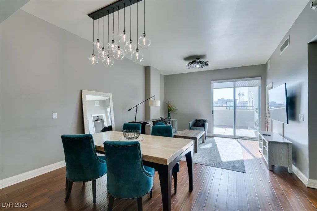 150 Las Vegas, Las Vegas, NV 89101