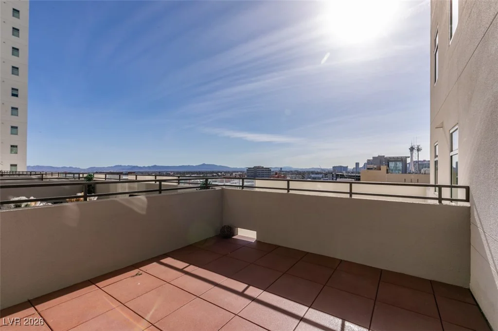 150 Las Vegas, Las Vegas, NV 89101