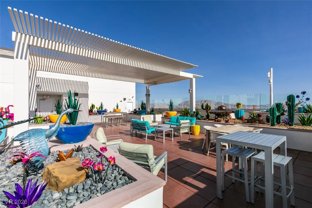150 Las Vegas, Las Vegas, NV 89101