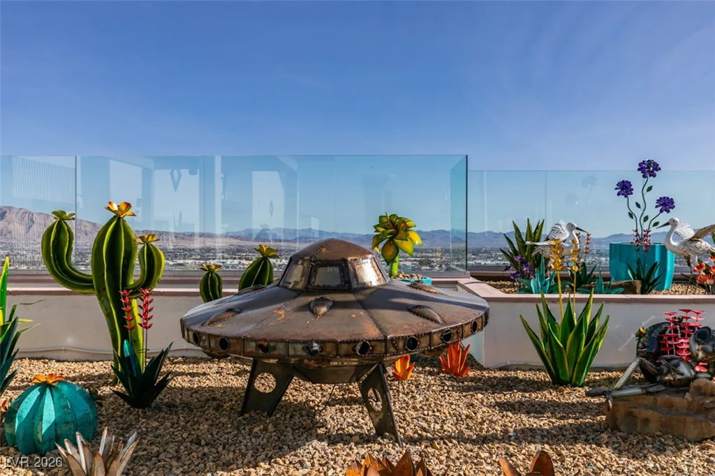 150 Las Vegas, Las Vegas, NV 89101