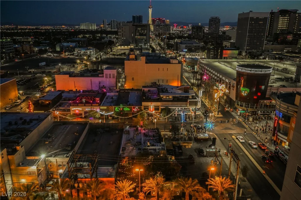 150 Las Vegas, Las Vegas, NV 89101