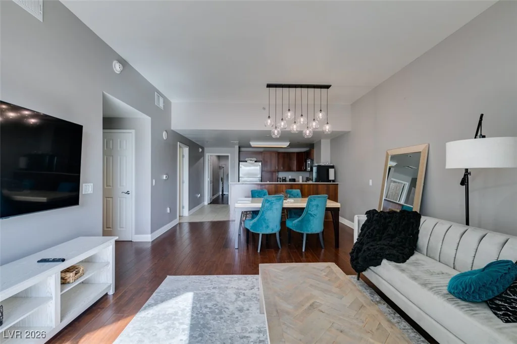 150 Las Vegas, Las Vegas, NV 89101