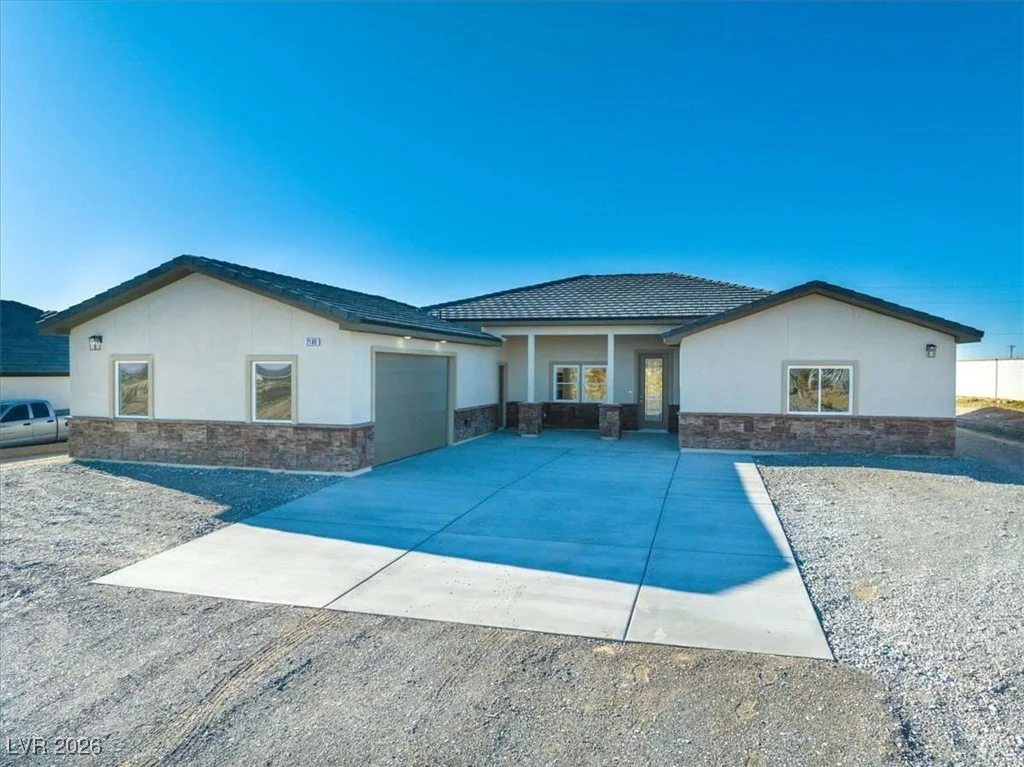 2140 Iroquois, Pahrump, NV 89048