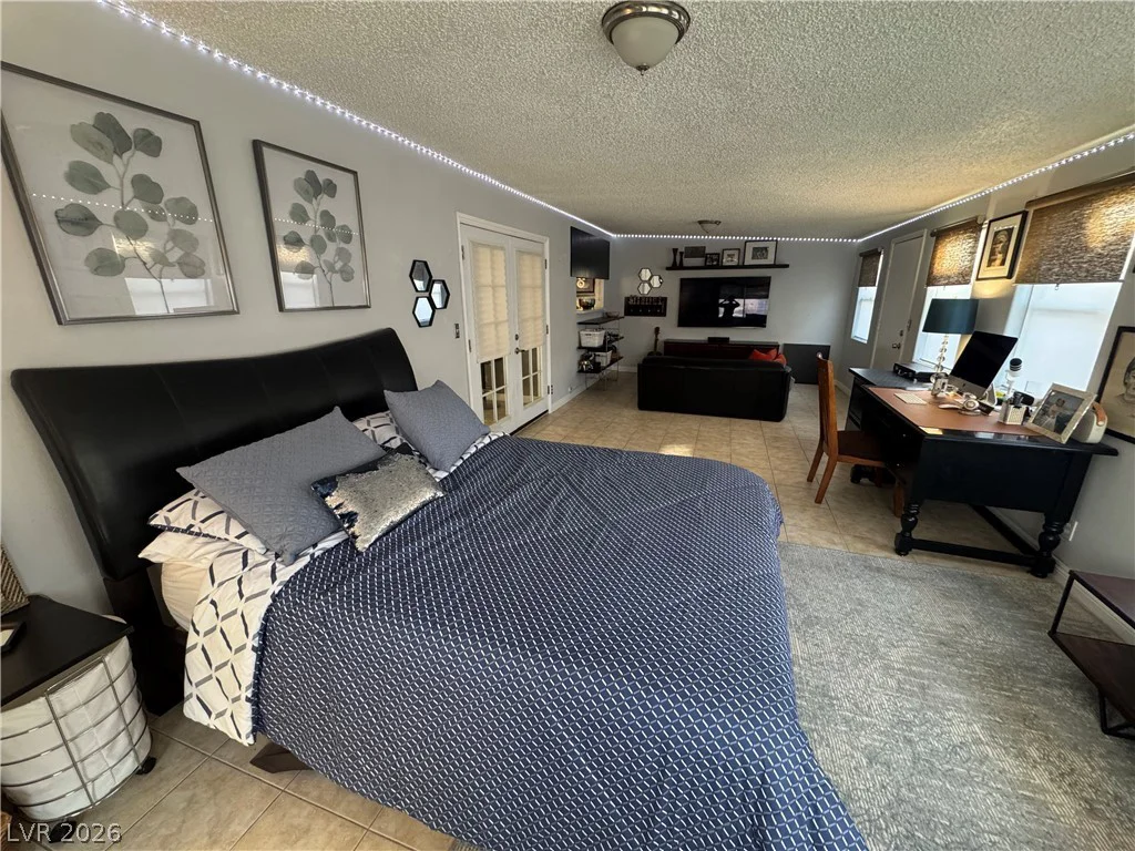 1516 Odette, Las Vegas, NV 89117