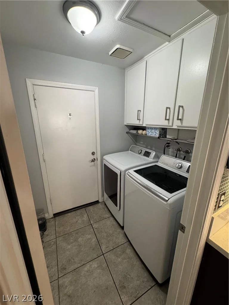 1516 Odette, Las Vegas, NV 89117