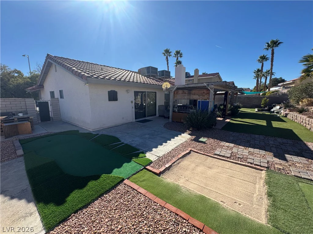 1516 Odette, Las Vegas, NV 89117