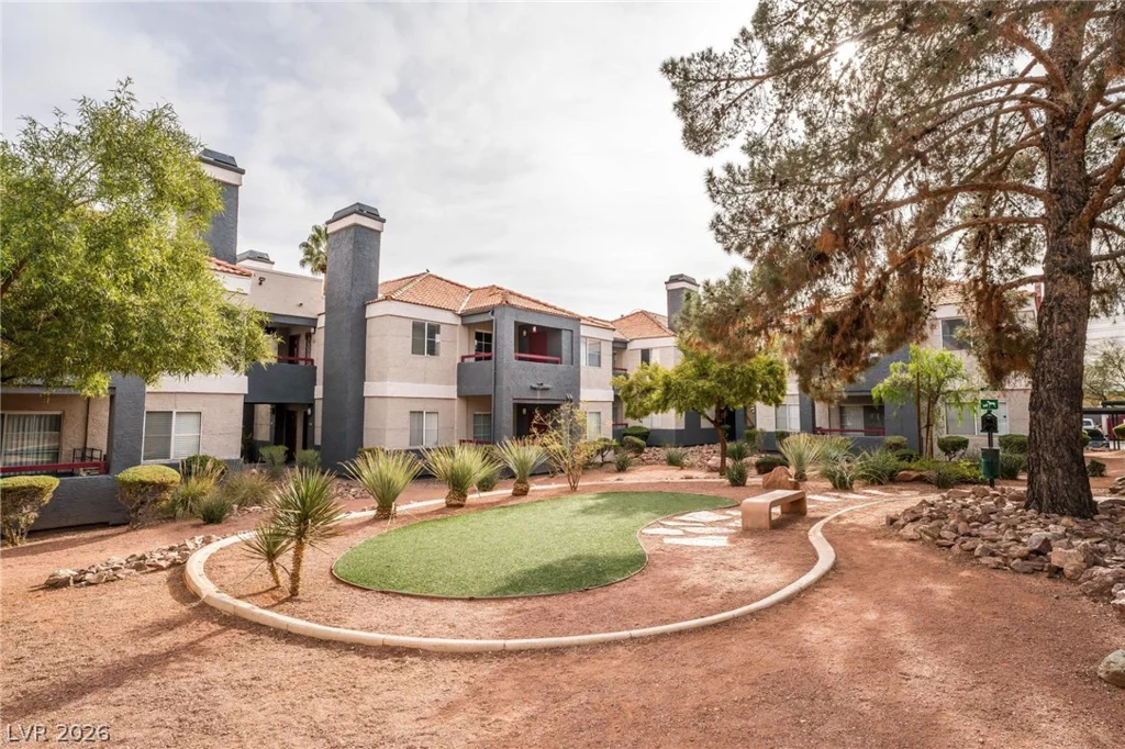 8600 Charleston, Las Vegas, NV 89117