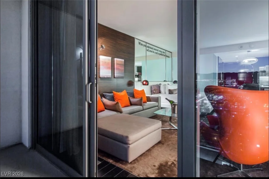 4381 Flamingo, Las Vegas, NV 89103