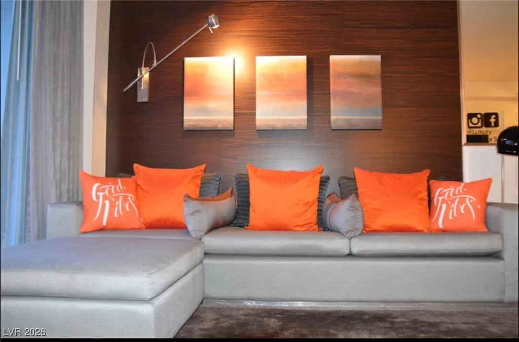 4381 Flamingo, Las Vegas, NV 89103