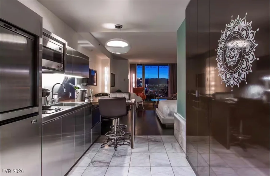 4381 Flamingo, Las Vegas, NV 89103