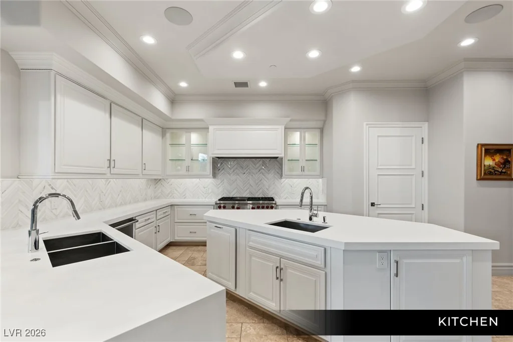 9101 Alta, Las Vegas, NV 89145
