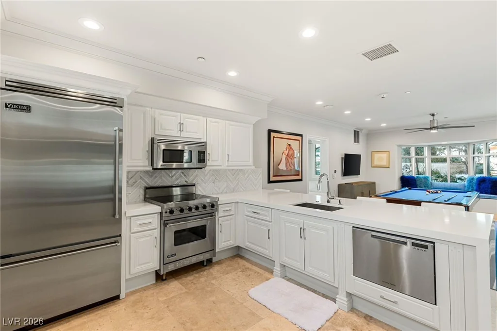 9101 Alta, Las Vegas, NV 89145