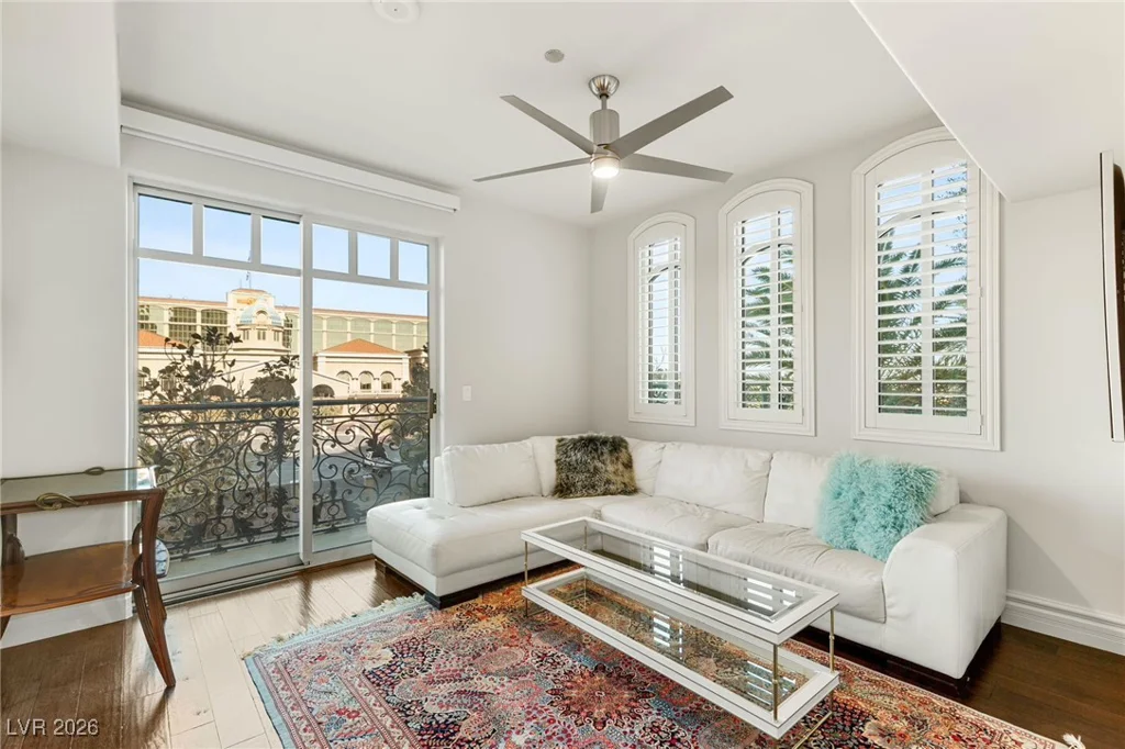9101 Alta, Las Vegas, NV 89145