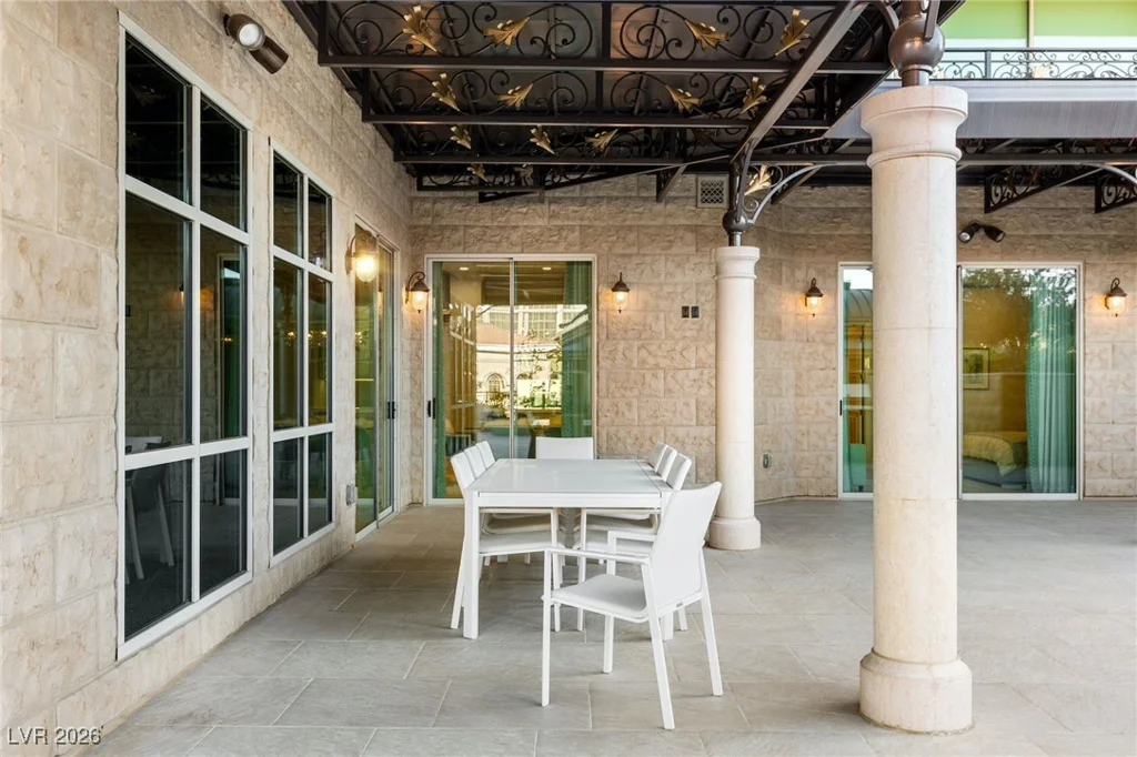 9101 Alta, Las Vegas, NV 89145
