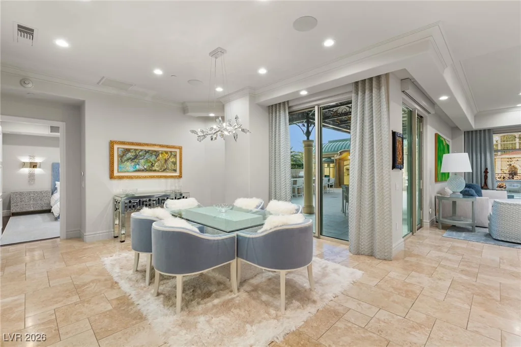9101 Alta, Las Vegas, NV 89145