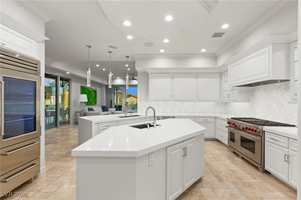 9101 Alta, Las Vegas, NV 89145