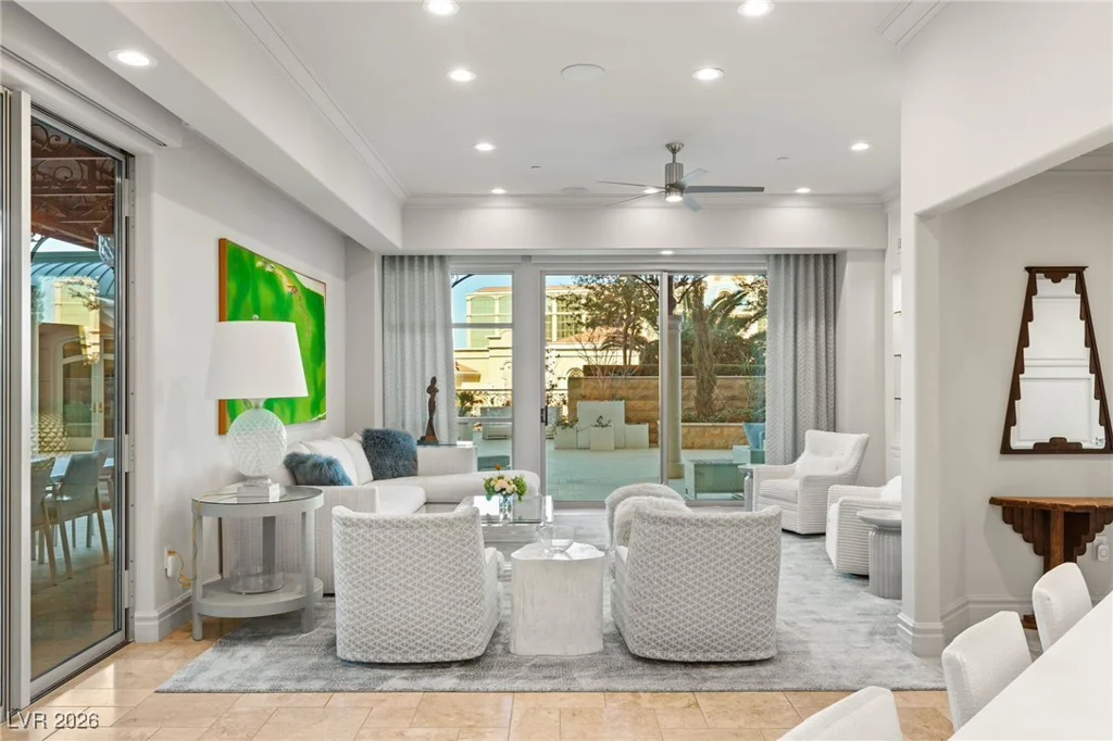 9101 Alta, Las Vegas, NV 89145