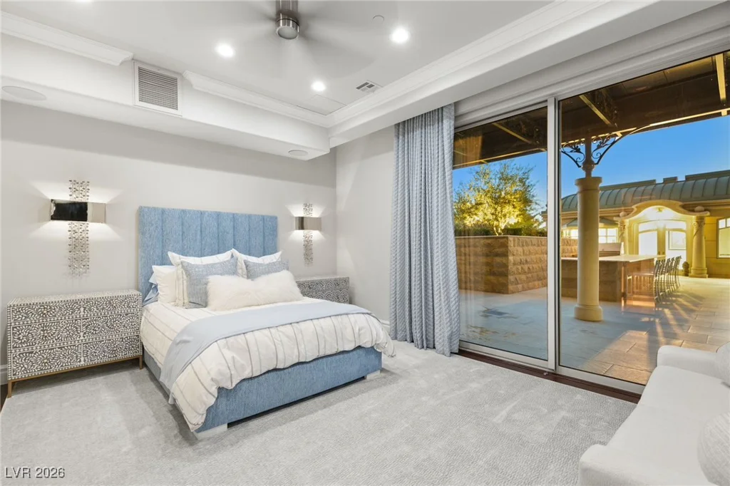 9101 Alta, Las Vegas, NV 89145