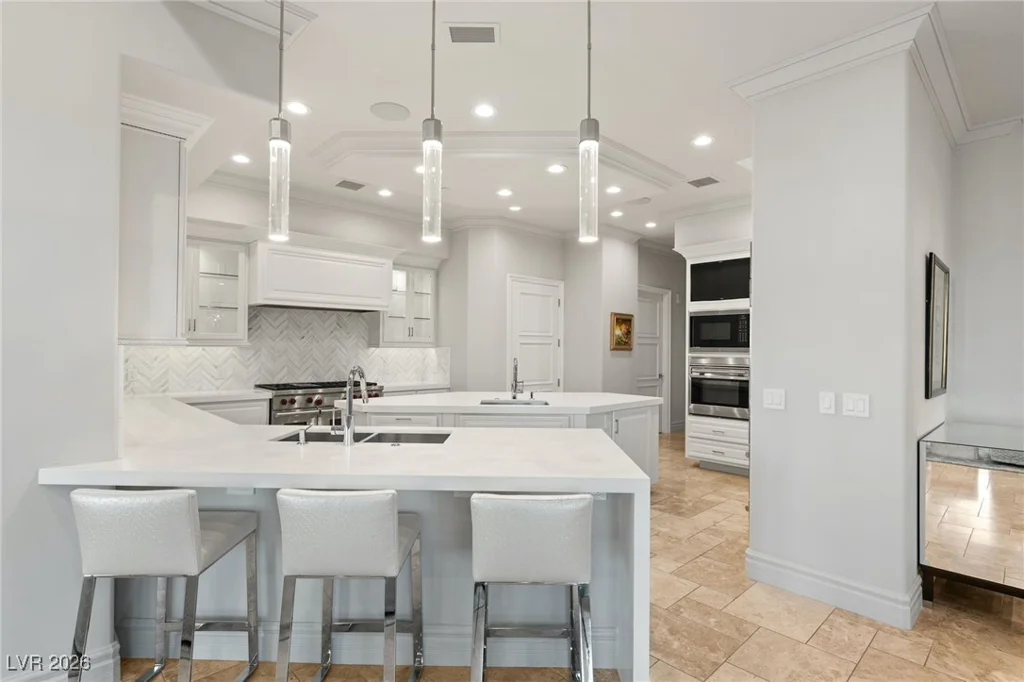 9101 Alta, Las Vegas, NV 89145