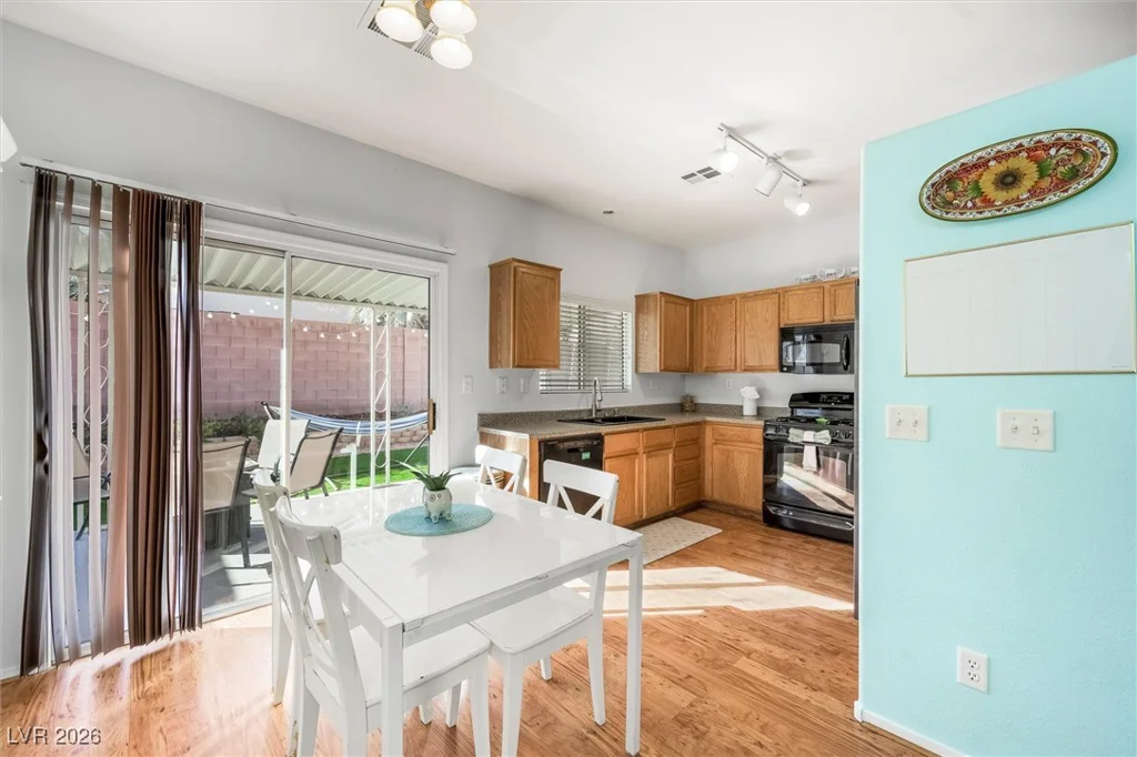 6037 Carmel Bluff, North Las Vegas, NV 89031