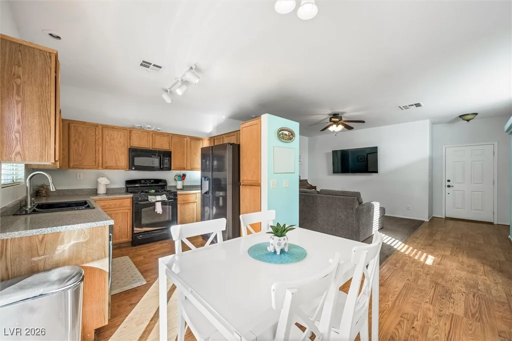 6037 Carmel Bluff, North Las Vegas, NV 89031