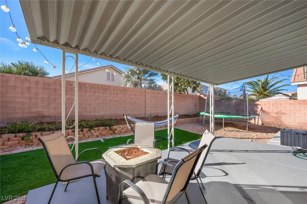 6037 Carmel Bluff, North Las Vegas, NV 89031