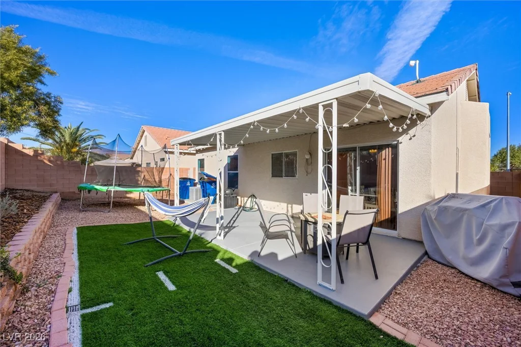 6037 Carmel Bluff, North Las Vegas, NV 89031