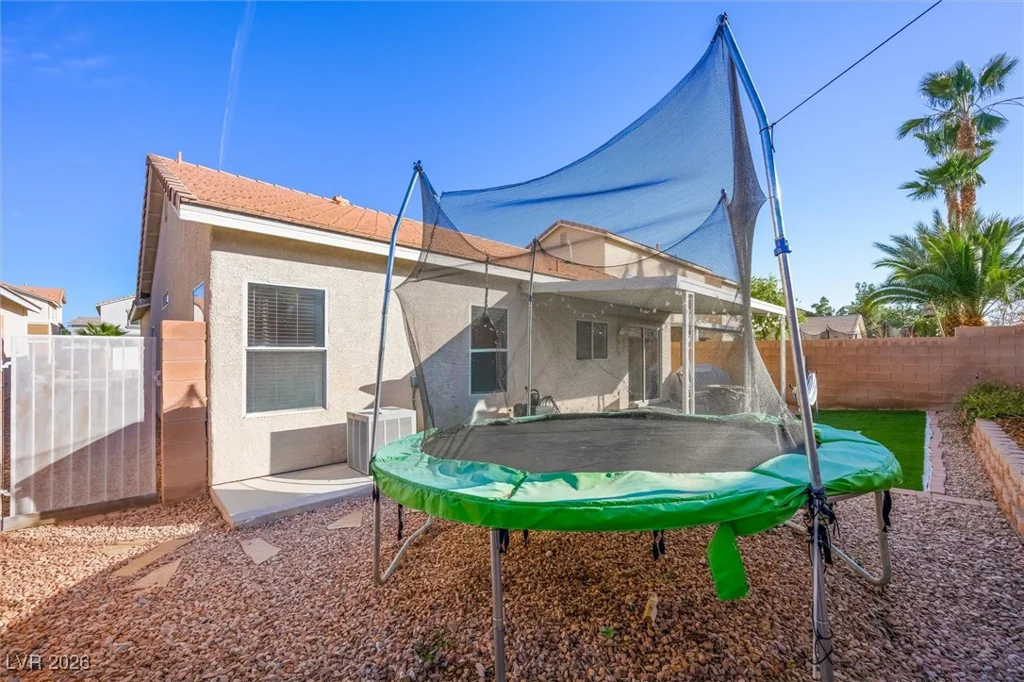 6037 Carmel Bluff, North Las Vegas, NV 89031