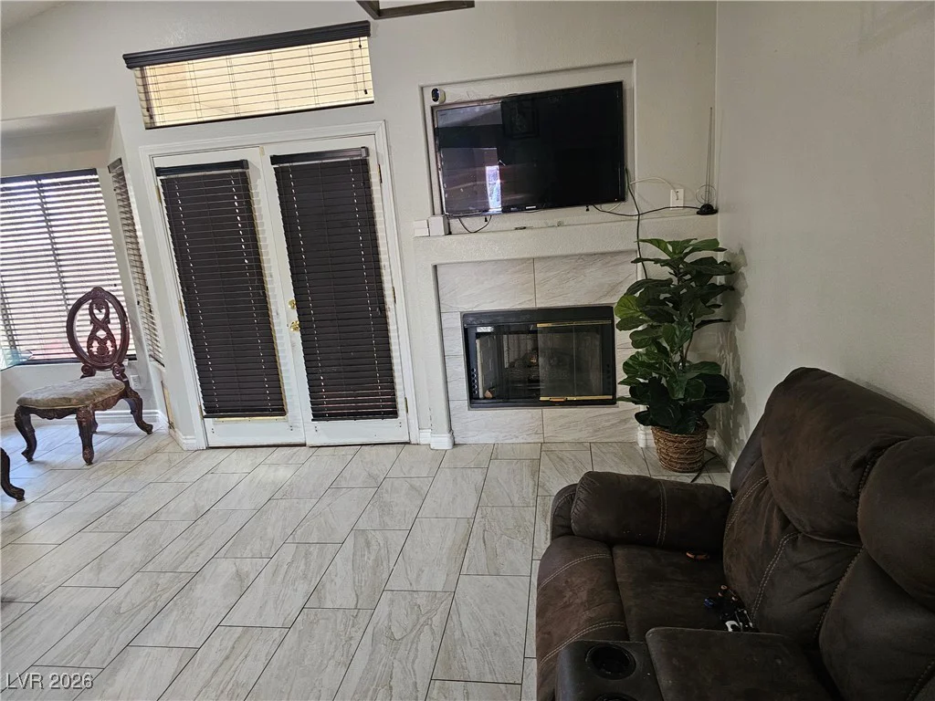 1747 Raspberry Hill, Las Vegas, NV 89142