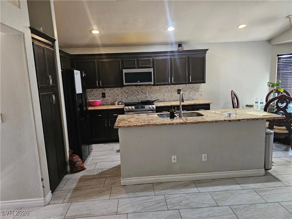 1747 Raspberry Hill, Las Vegas, NV 89142