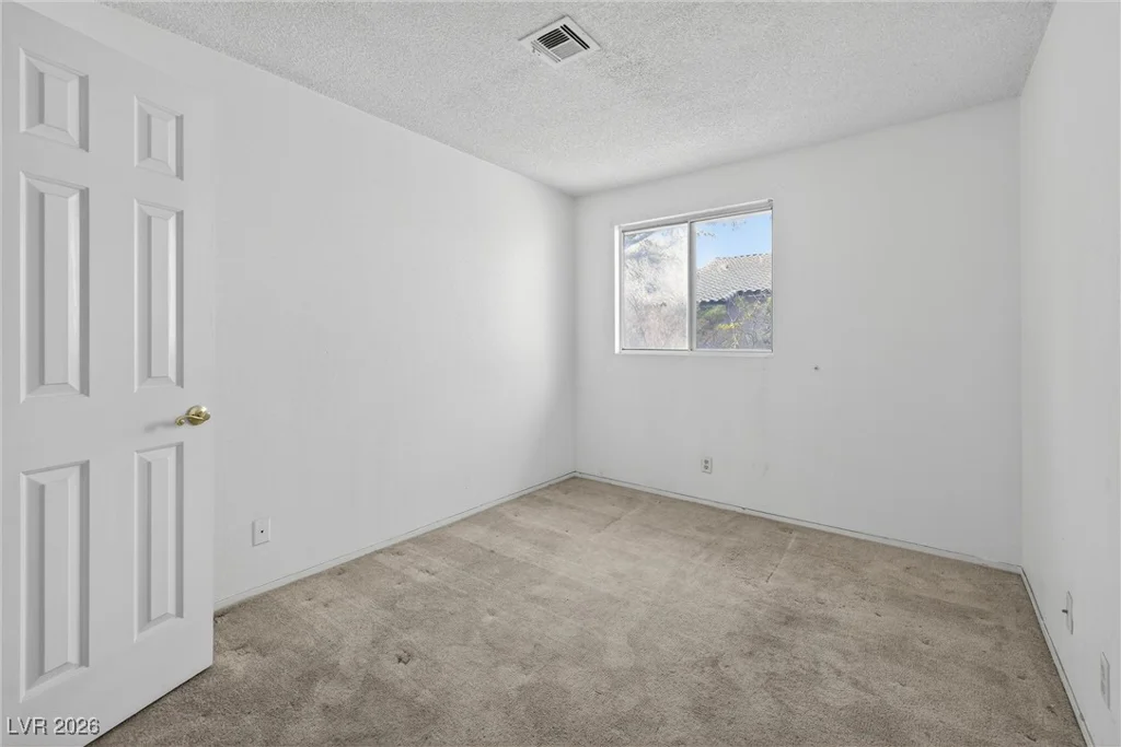 2430 Old Forge, Las Vegas, NV 89121