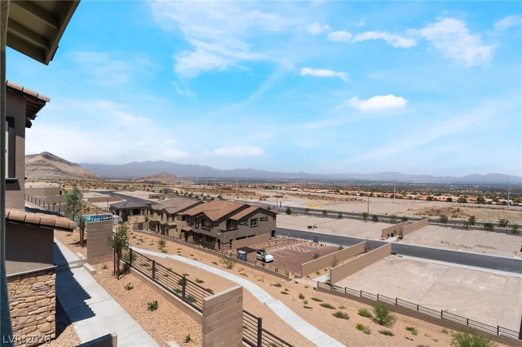 1784 Sparrow Nest, Las Vegas, NV 89138