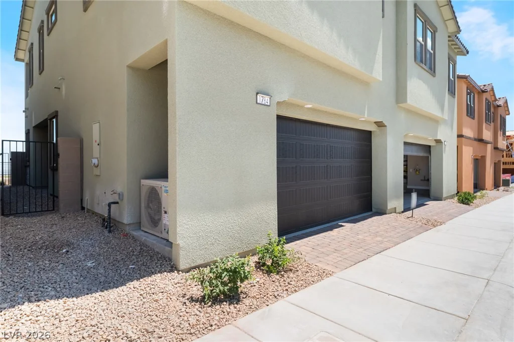 1784 Sparrow Nest, Las Vegas, NV 89138