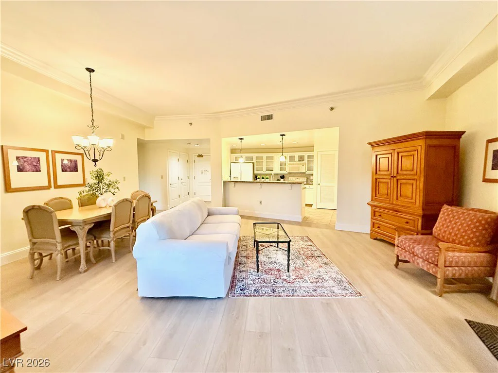 30 Strada Di Villaggio, Henderson, NV 89011