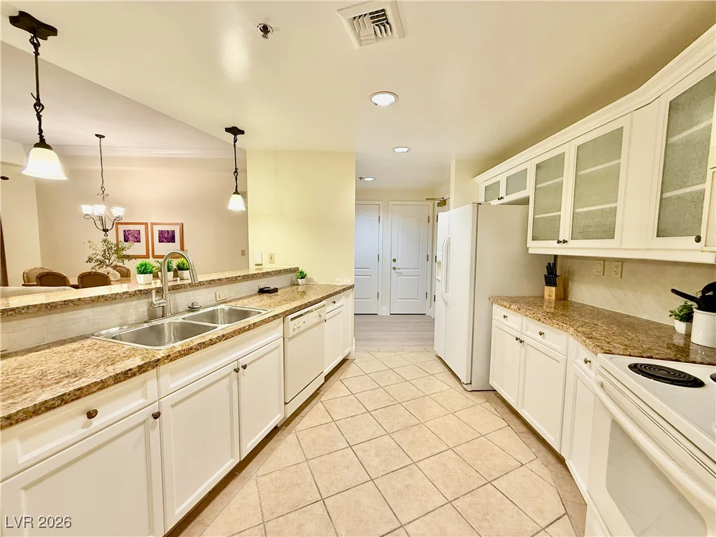 30 Strada Di Villaggio, Henderson, NV 89011