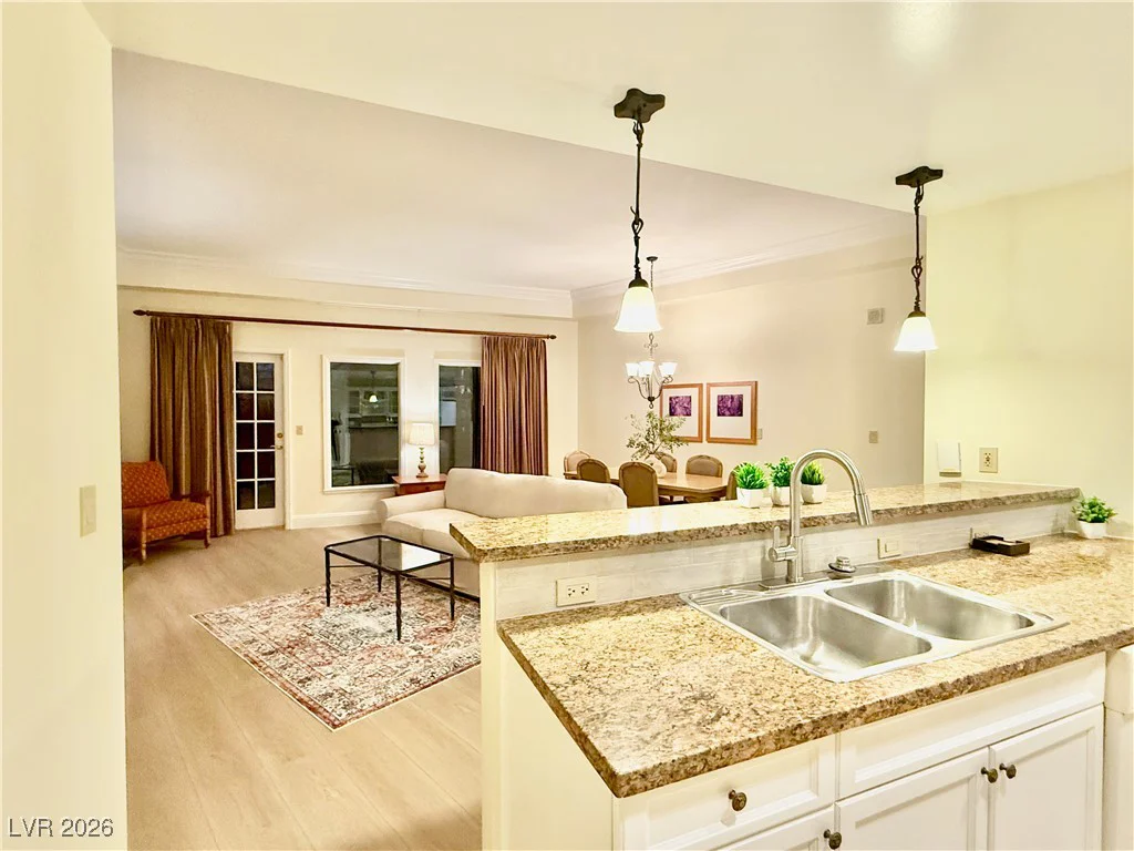 30 Strada Di Villaggio, Henderson, NV 89011