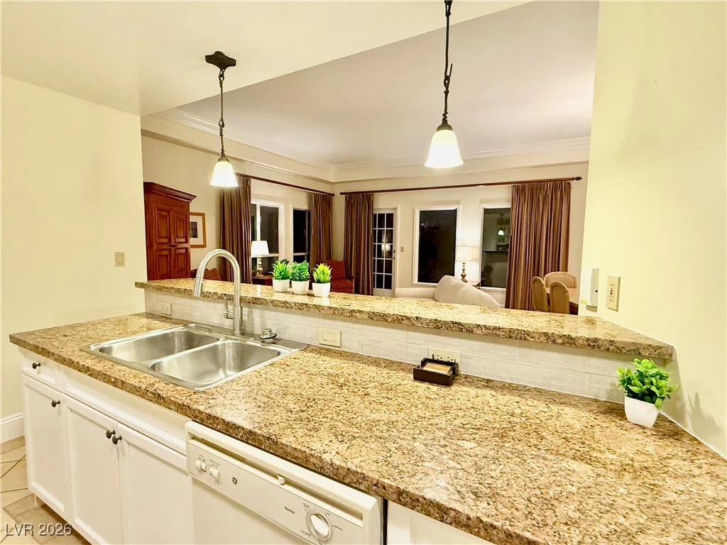 30 Strada Di Villaggio, Henderson, NV 89011