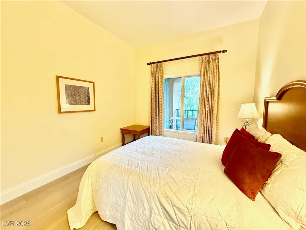 30 Strada Di Villaggio, Henderson, NV 89011