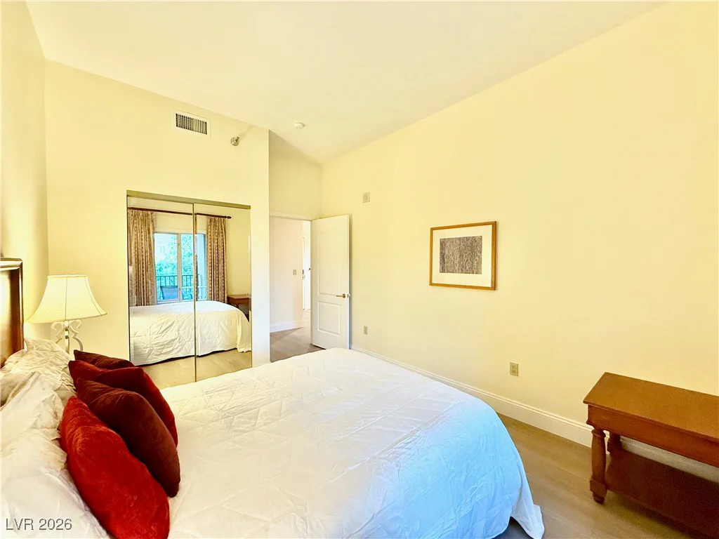 30 Strada Di Villaggio, Henderson, NV 89011