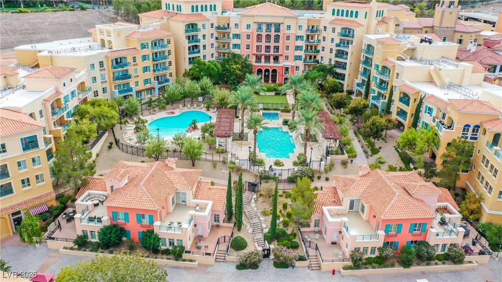 30 Strada Di Villaggio, Henderson, NV 89011