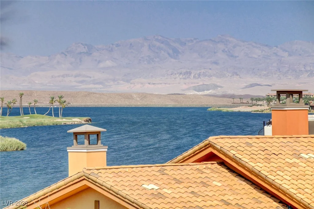 30 Strada Di Villaggio, Henderson, NV 89011