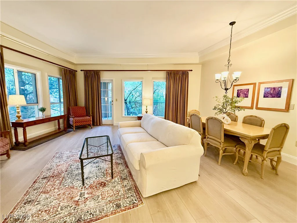 30 Strada Di Villaggio, Henderson, NV 89011