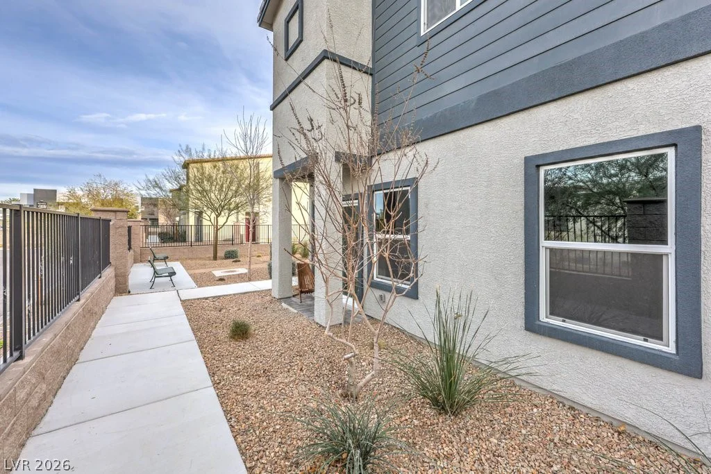 528 Thistleberry, Henderson, NV 89044