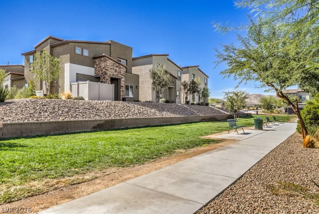528 Thistleberry, Henderson, NV 89044