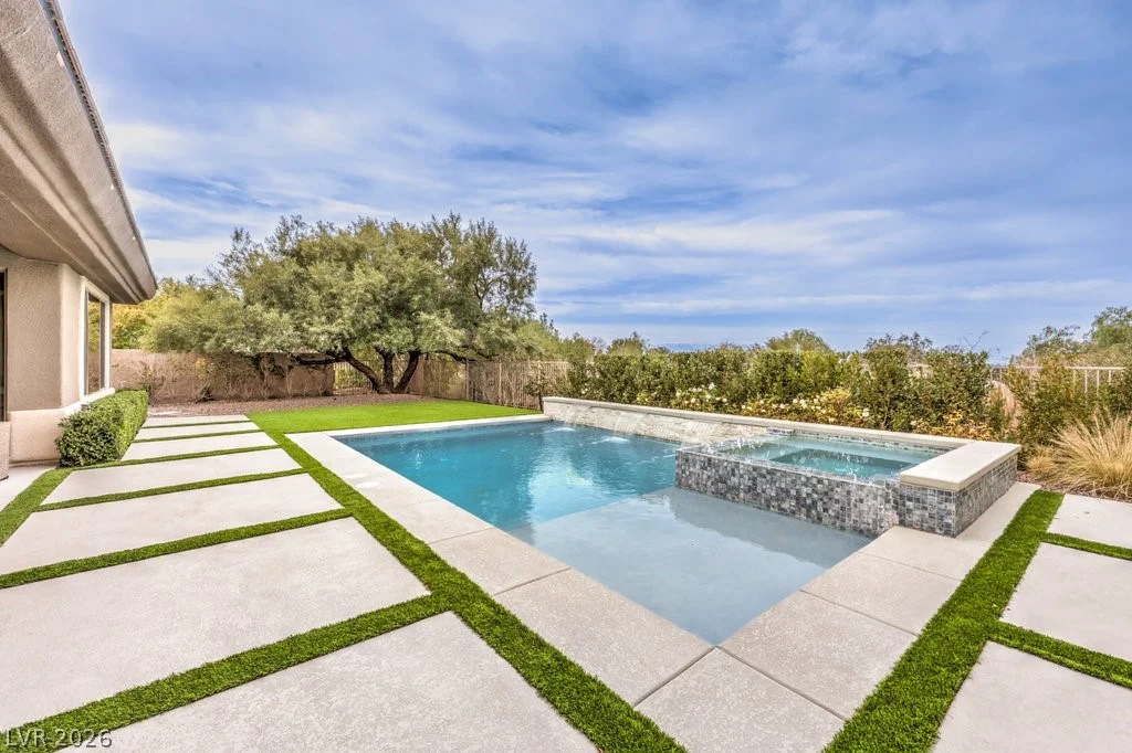 20 Holston Hills, Henderson, NV 89052