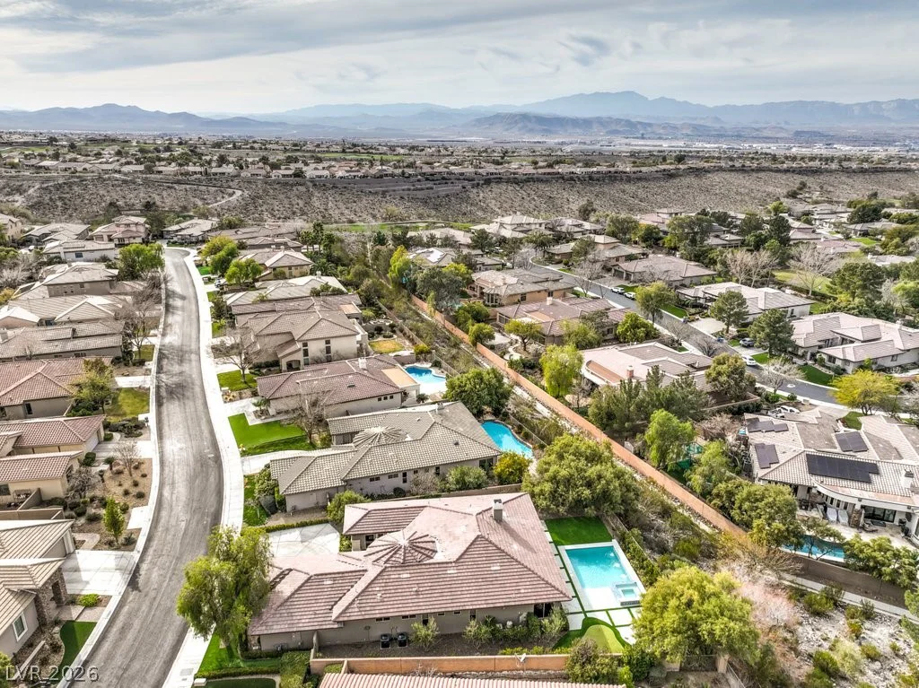 20 Holston Hills, Henderson, NV 89052